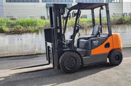 DOOSAN D30S-5